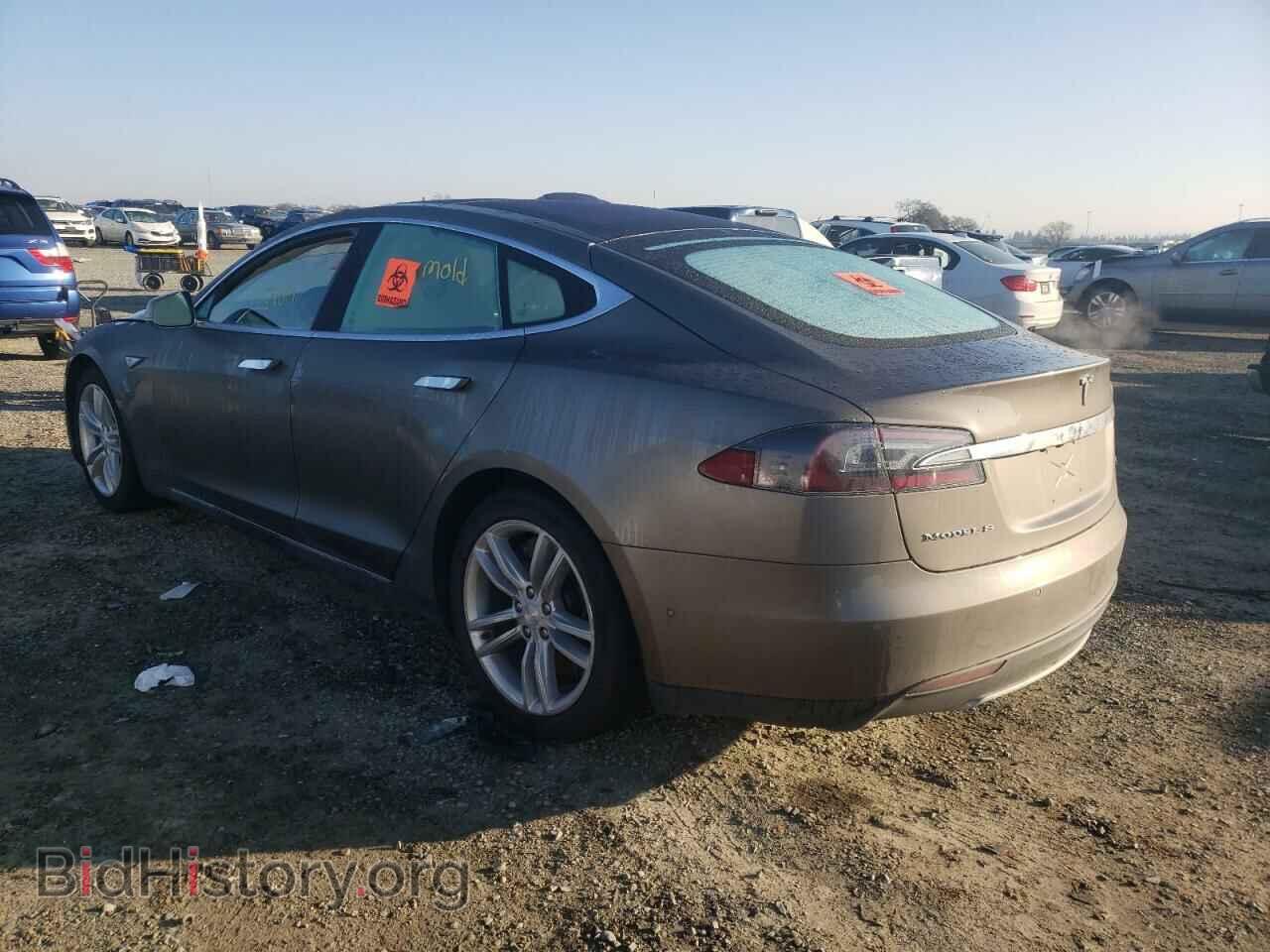 2015 TESLA MODEL S - VIN: 5YJSA1H11FF095252 - Фото 2