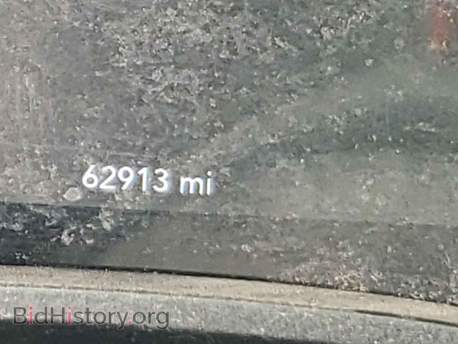 2017 DODGE CHALLENGER - VIN: 2C3CDZAG7HH635732 - Photo 8
