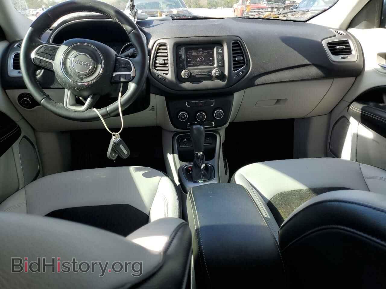 2017 JEEP COMPASS - VIN: 3C4NJCBBXHT617374 - Фото 8