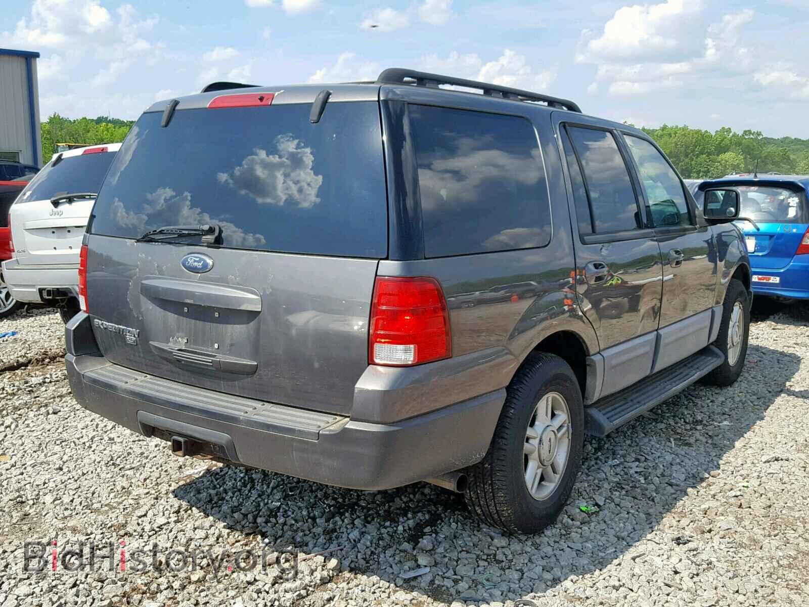 2005 FORD EXPEDITION - VIN: 1FMPU165X5LA49946 - Фото 4
