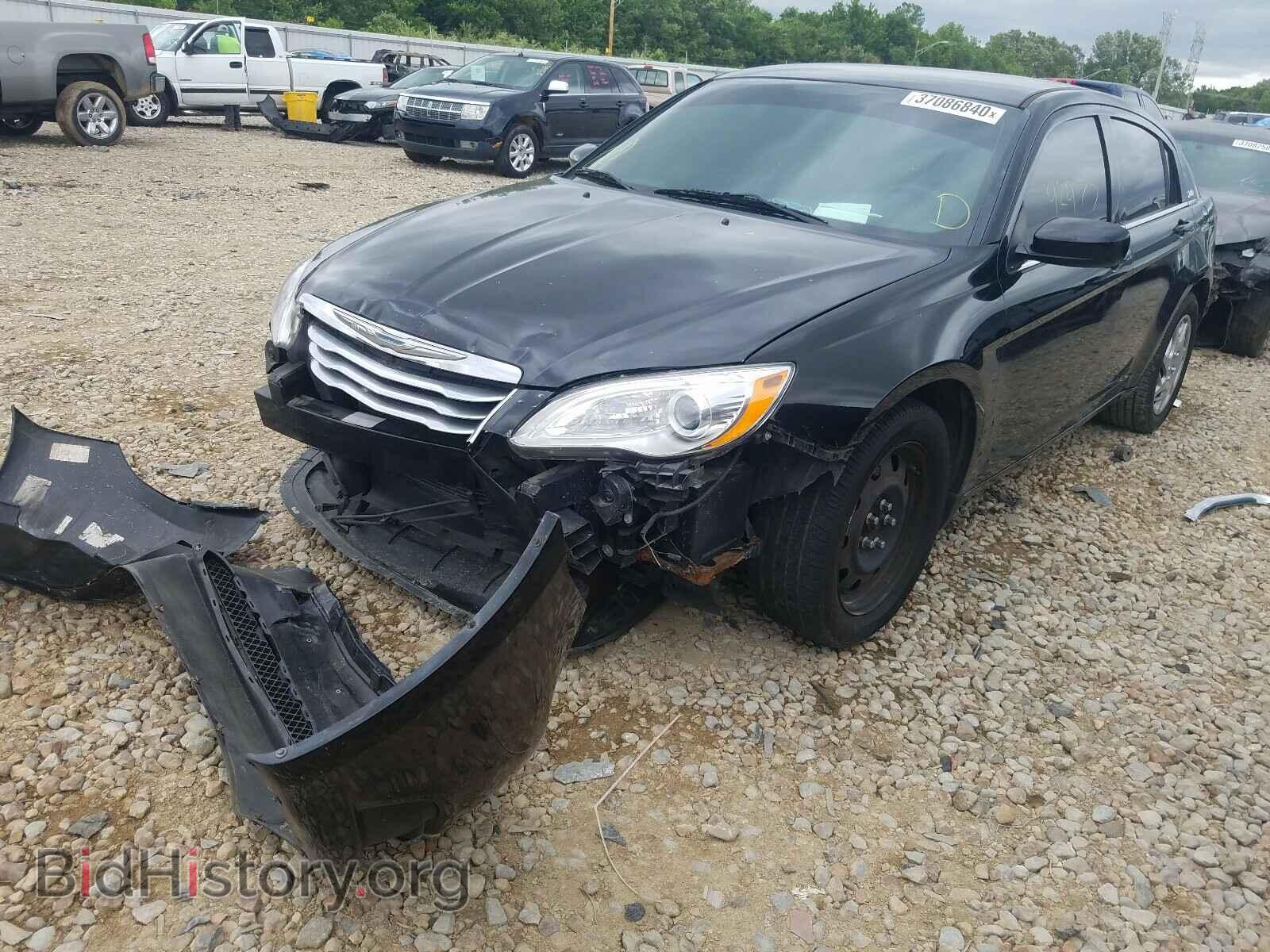 2014 CHRYSLER 200 - VIN: 1C3CCBAB9EN209848 - Фото 2