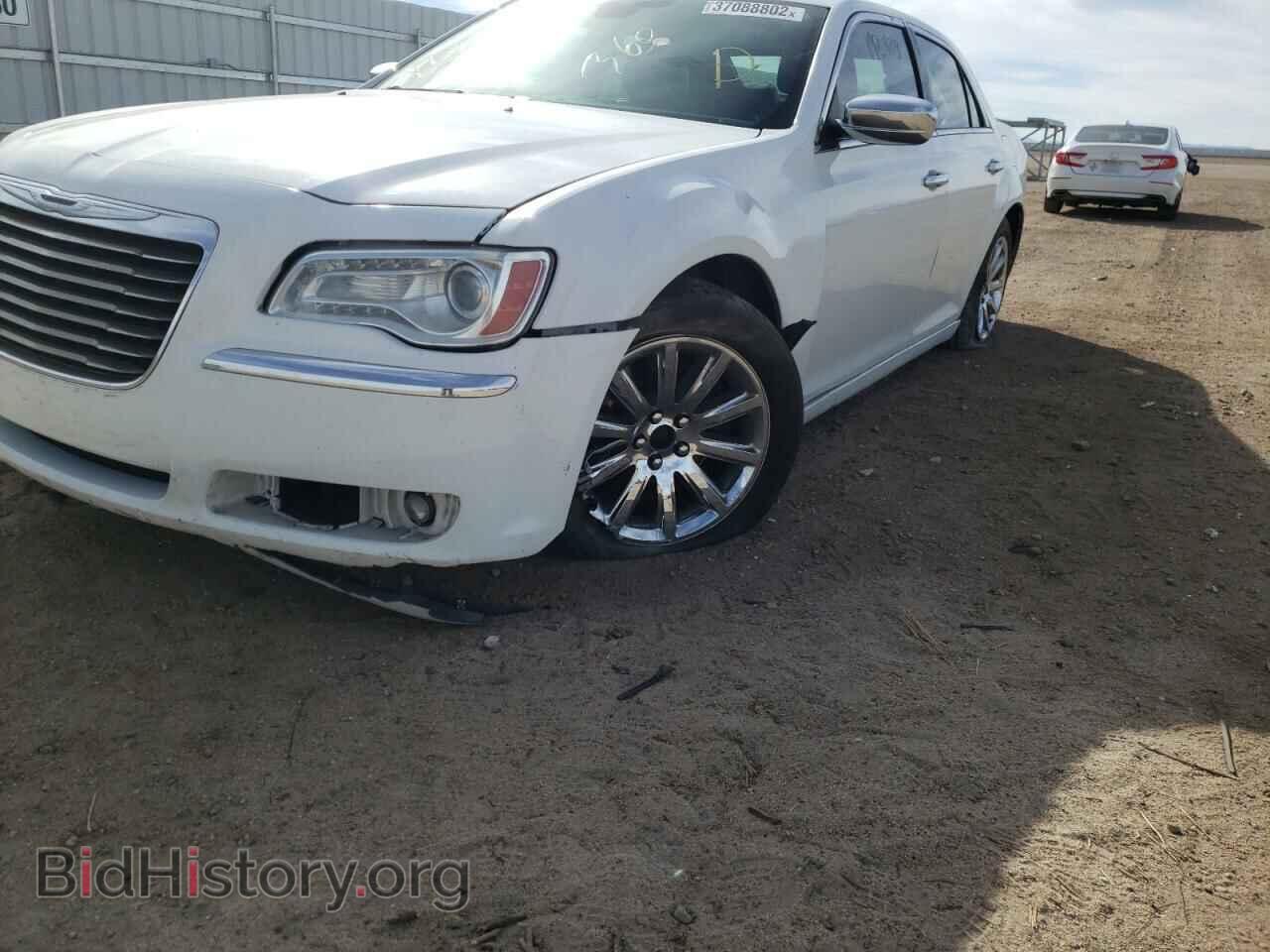 2011 CHRYSLER 300 - VIN: 2C3CA6CT1BH537708 - Photo 9