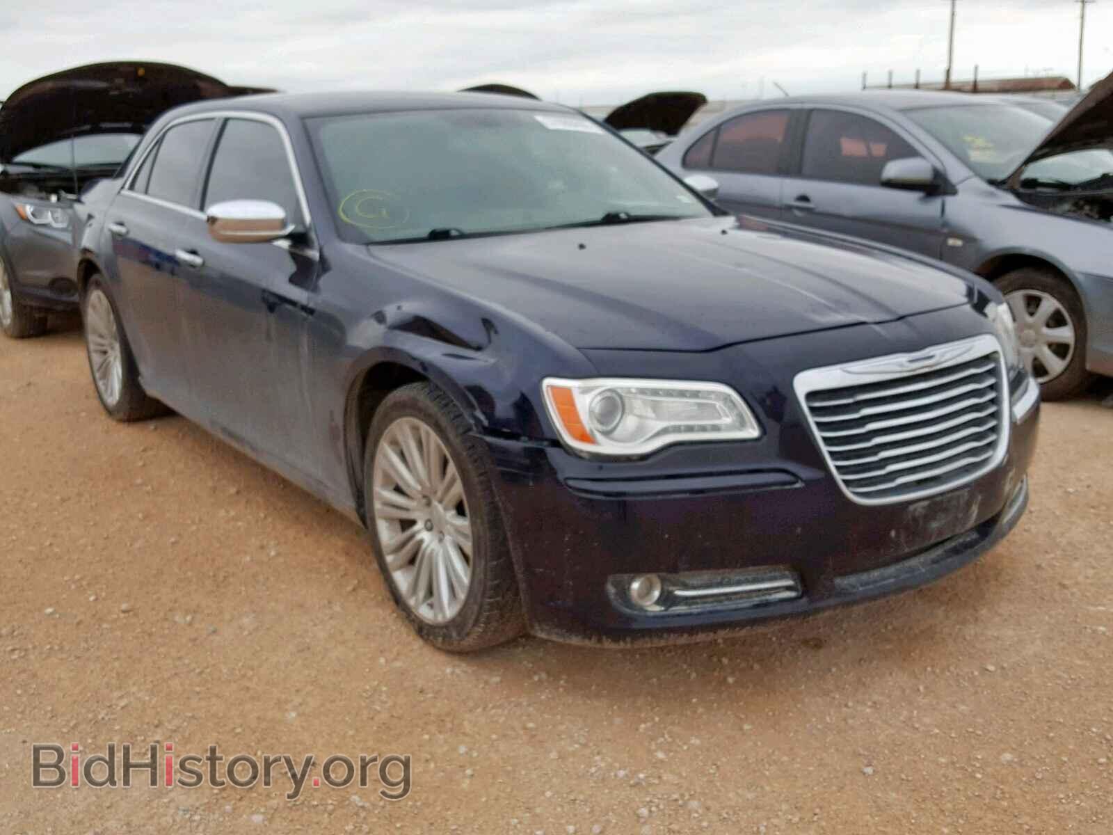 Фотография 2C3CCACG9CH174656 - CHRYSLER 300 2012