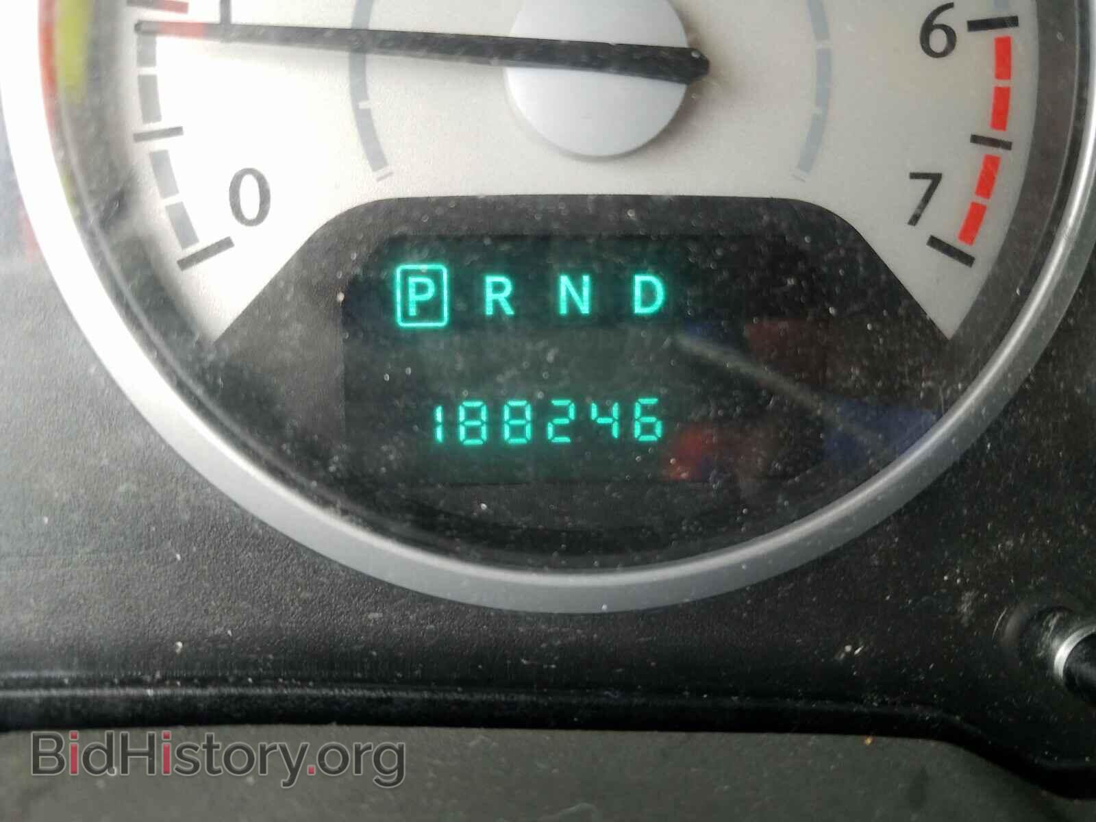 2008 CHRYSLER MINIVAN - VIN: 2A8HR44H58R682996 - Photo 8