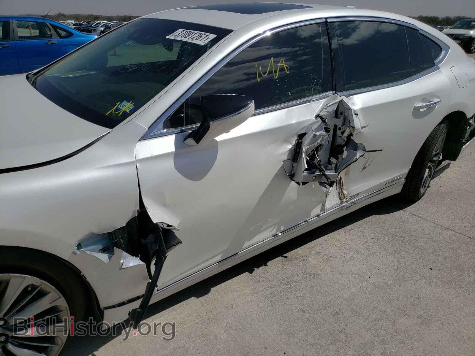 2018 LEXUS LS500 - VIN: JTHBYLFFXJ5002209 - Фото 10
