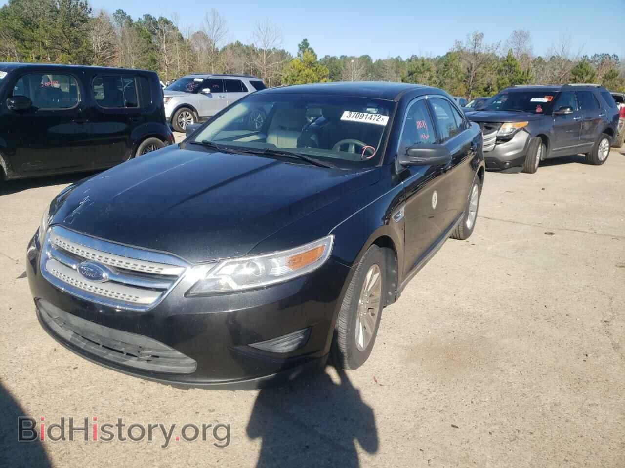 2010 FORD TAURUS - VIN: 1FAHP2DW8AG132074 - Фото 2