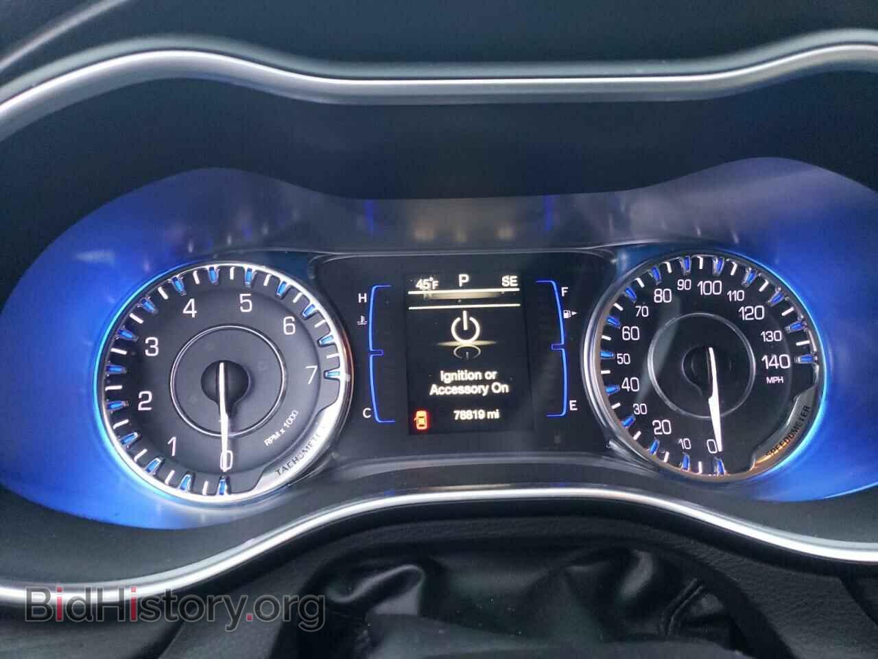 2017 CHRYSLER 200 - VIN: 1C3CCCAB4HN502809 - Фото 9