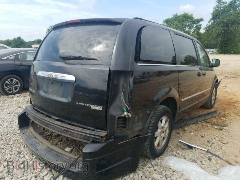2010 Chrysler MINIVAN (VIN 2A4RR5D17AR232643) — photo 4 of 10