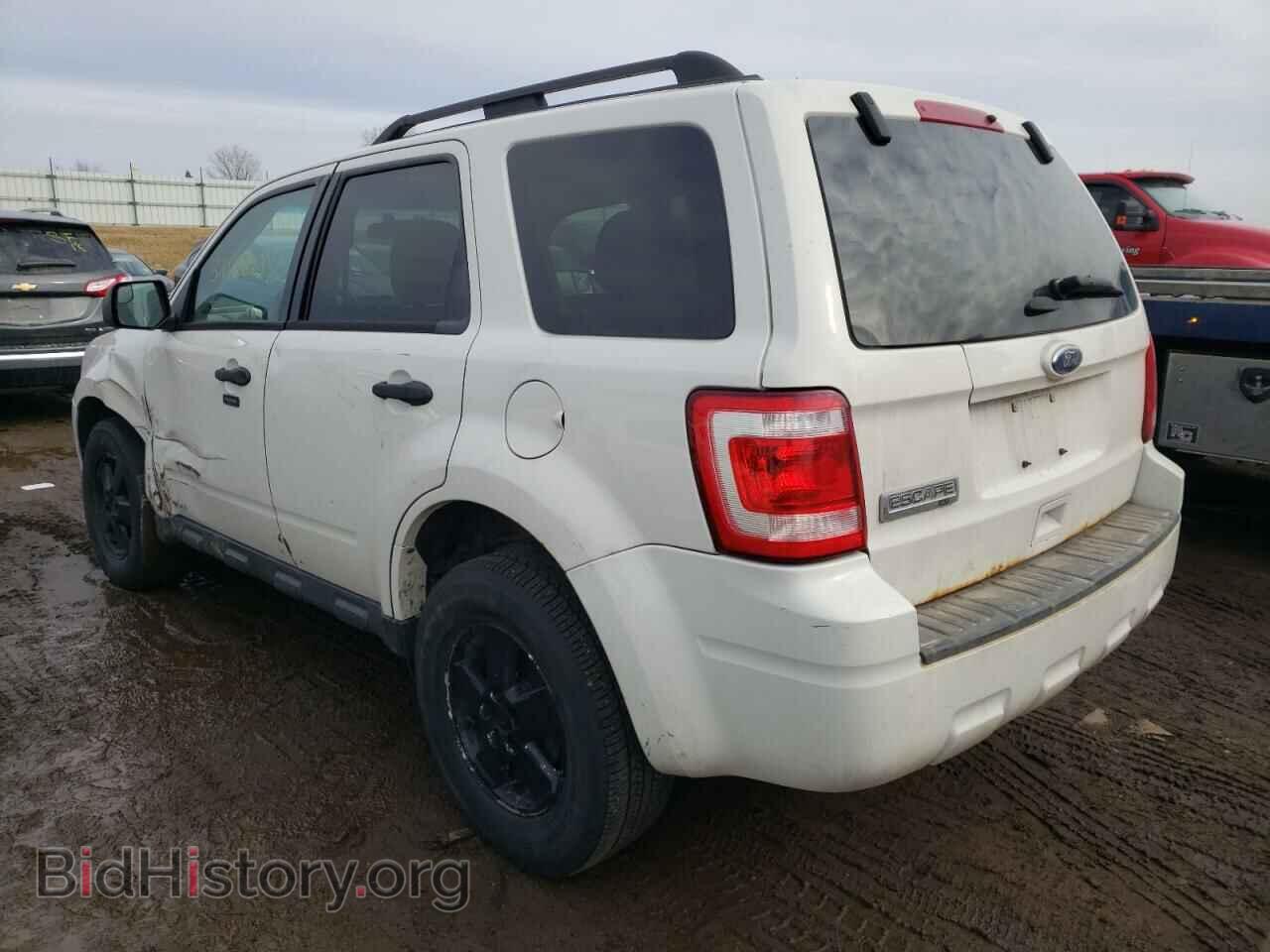 2011 FORD ESCAPE - VIN: 1FMCU0D79BKA97534 - Фото 3