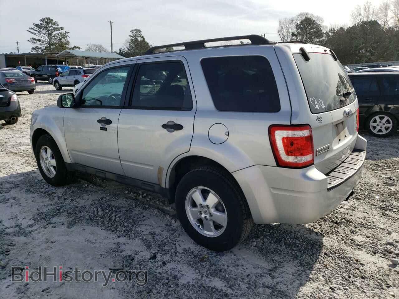 2011 FORD ESCAPE - VIN: 1FMCU0DG4BKB57400 - Фото 2