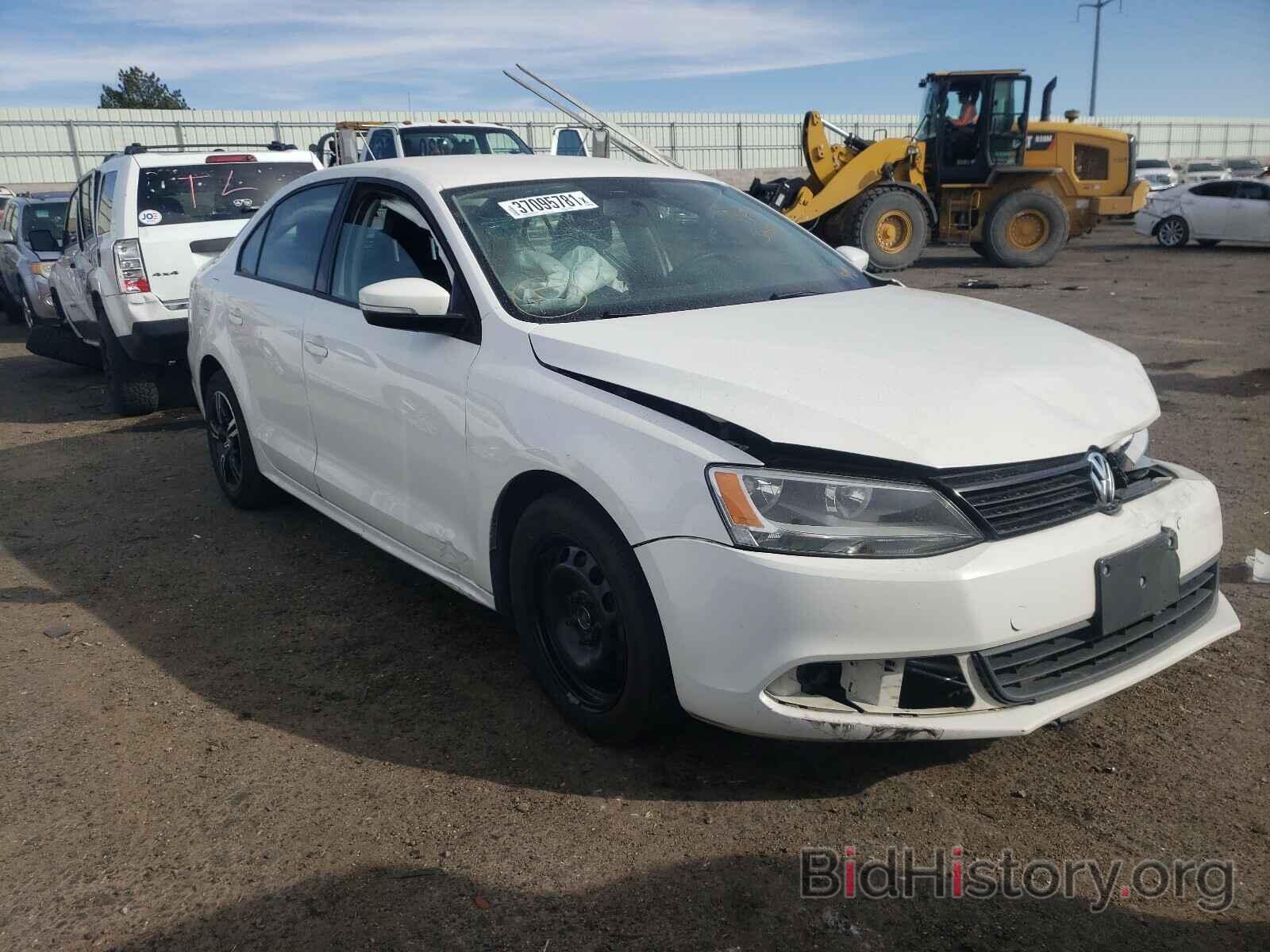 Photo 3VWD17AJ9EM383050 - VOLKSWAGEN JETTA 2014