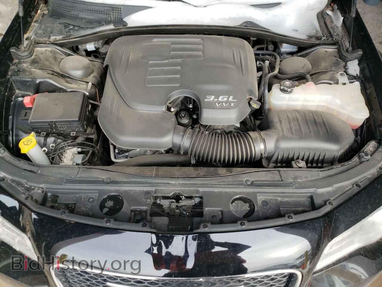 2019 CHRYSLER 300 - VIN: 2C3CCAAG7KH591842 - Фото 7