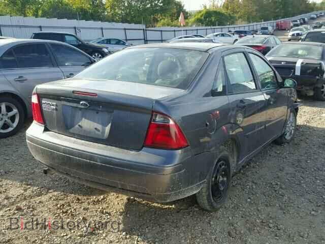 2007 FORD FOCUS - VIN: 1FAFP34N87W136421 - Photo 4