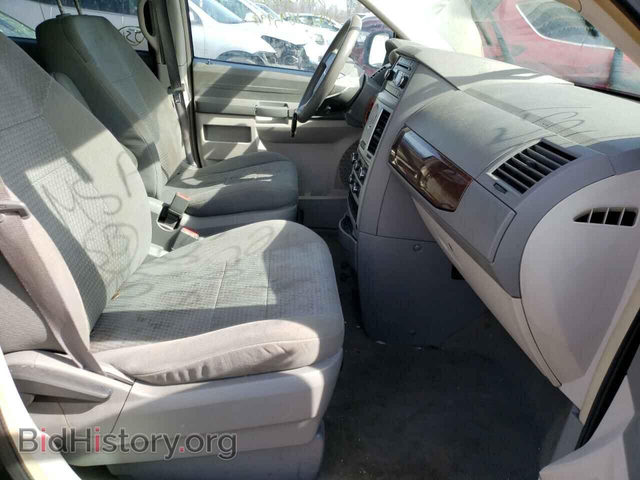 2010 CHRYSLER MINIVAN - VIN: 2A4RR4DE6AR151551 - Фото 5