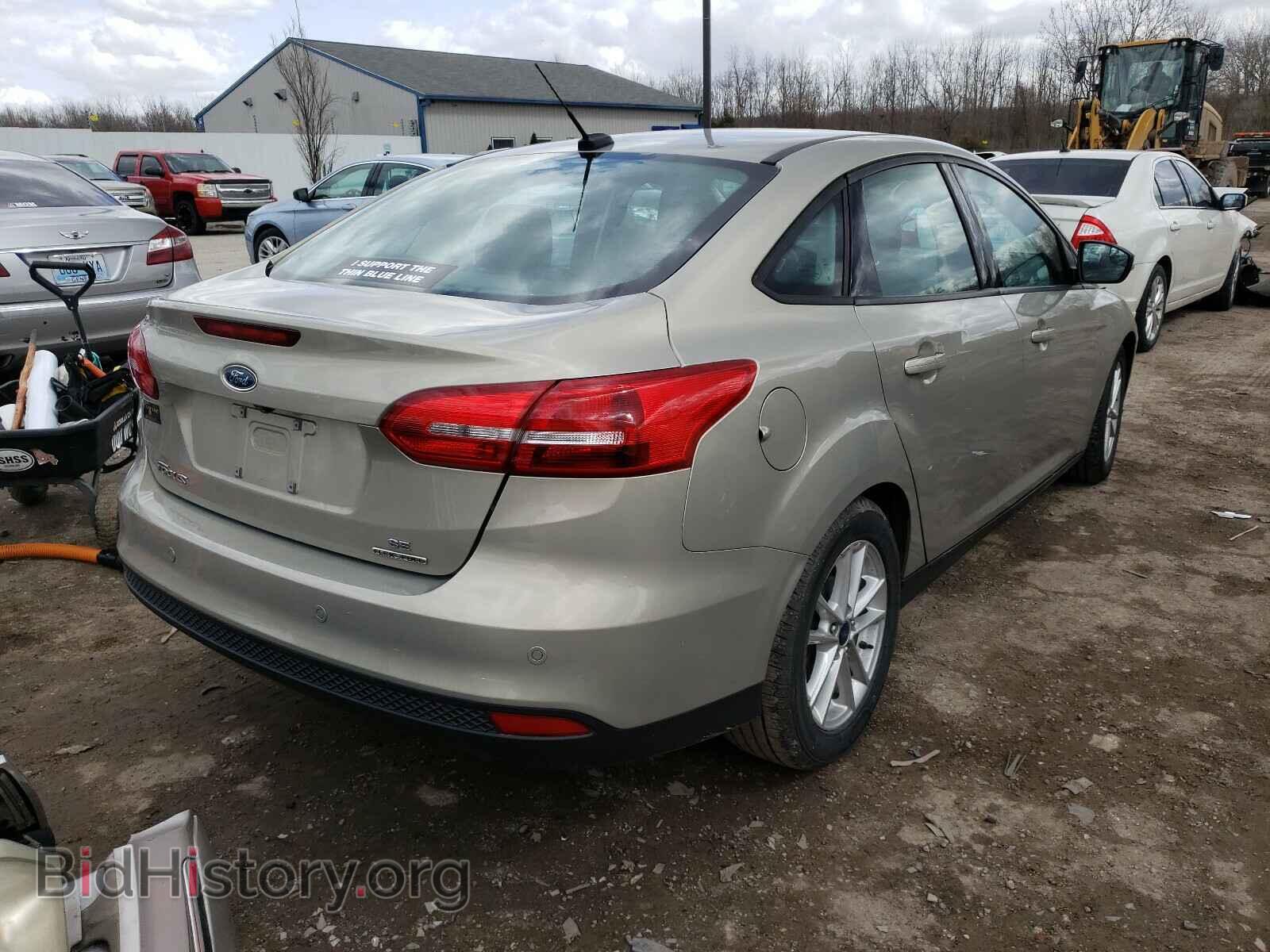 2016 FORD FOCUS - VIN: 1FADP3F2XGL324255 - Photo 4
