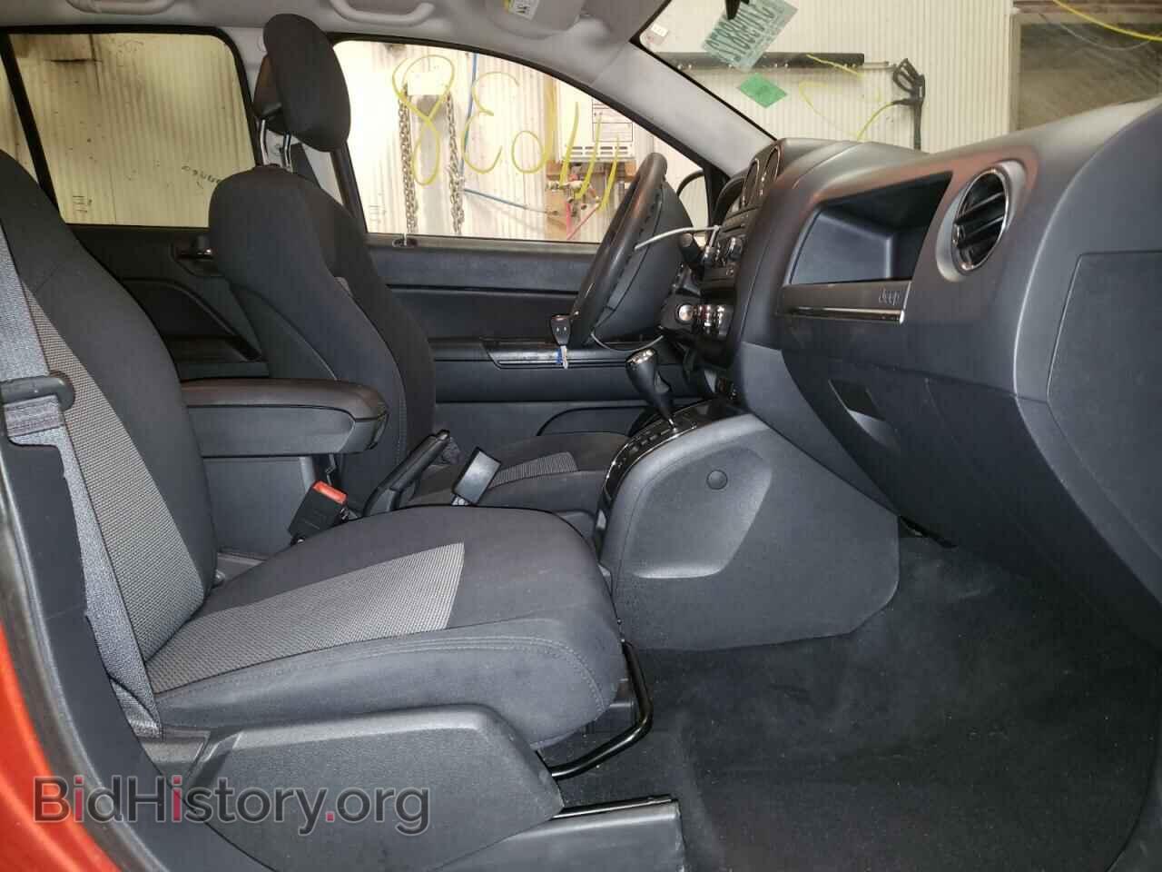 2010 JEEP COMPASS - VIN: 1J4NF4FB6AD505906 - Фото 5