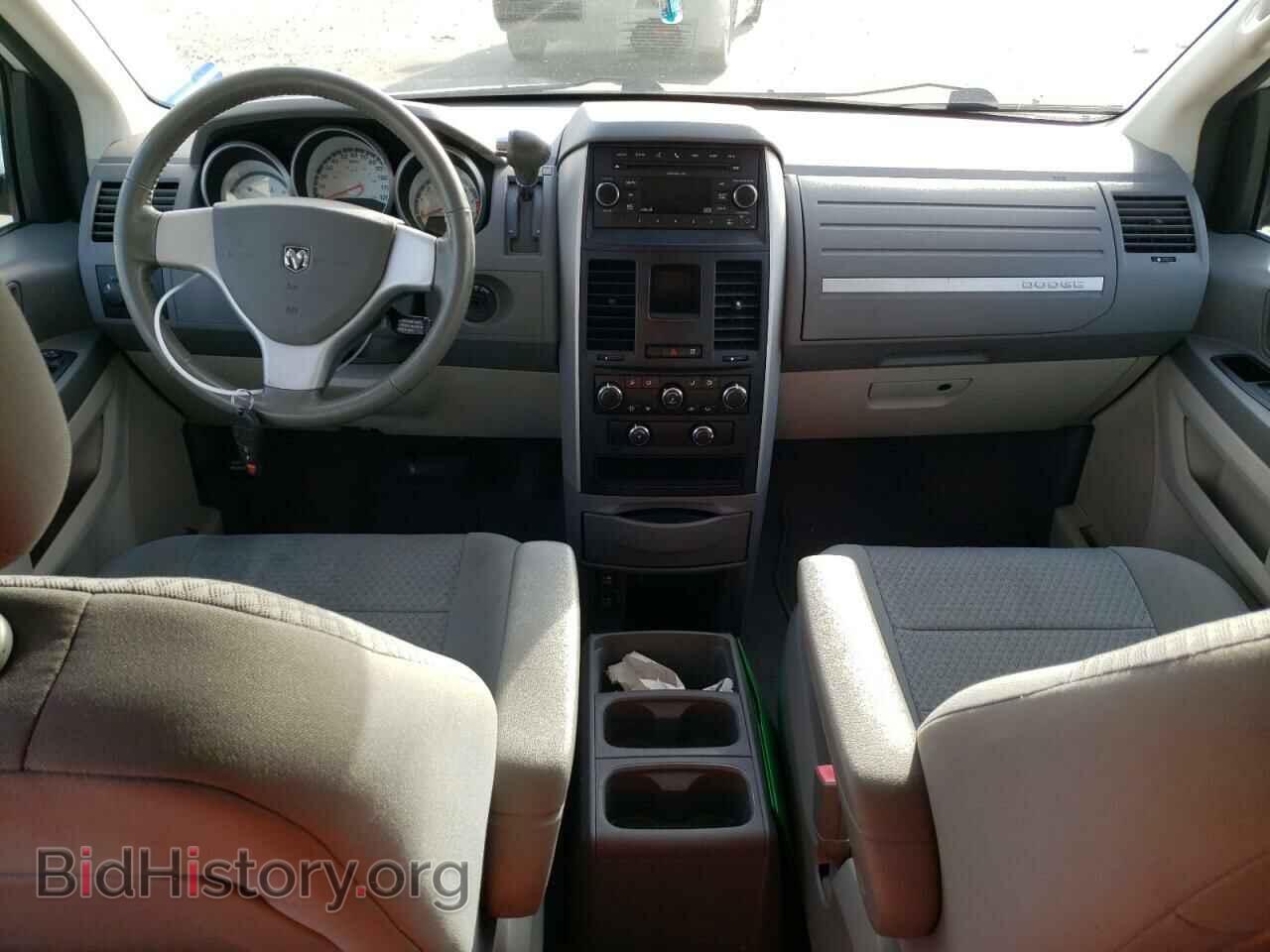 2010 DODGE CARAVAN - VIN: 2D4RN3D12AR427090 - Фото 8