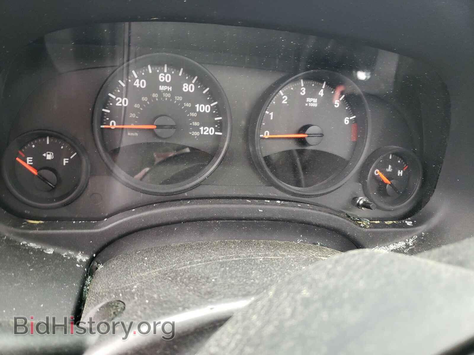 2011 JEEP COMPASS - VIN: 1J4NT1FB3BD195433 - Photo 8