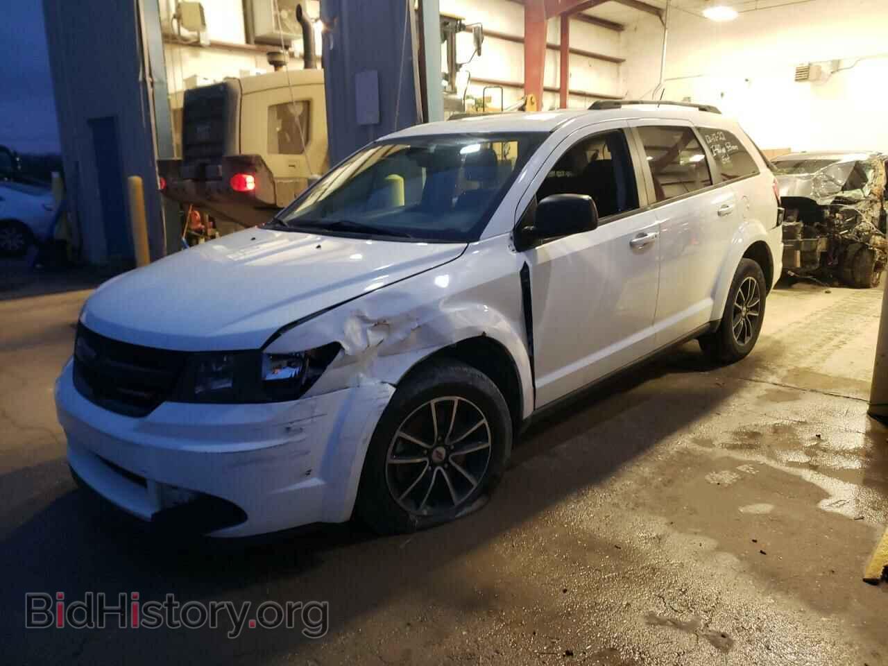 Фотография 3C4PDCAB9JT427671 - DODGE JOURNEY 2018