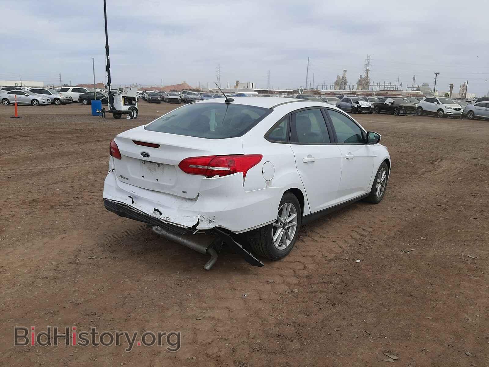 2017 FORD FOCUS - VIN: 1FADP3F29HL304242 - Фото 4