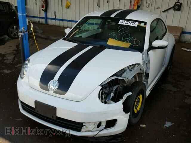 2012 VOLKSWAGEN BEETLE - VIN: 3VWJP7AT6CM665629 - Фото 2