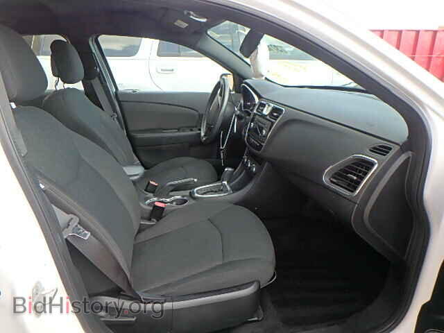 2011 CHRYSLER 200 - VIN: 1C3BC4FB1BN570180 - Фото 5