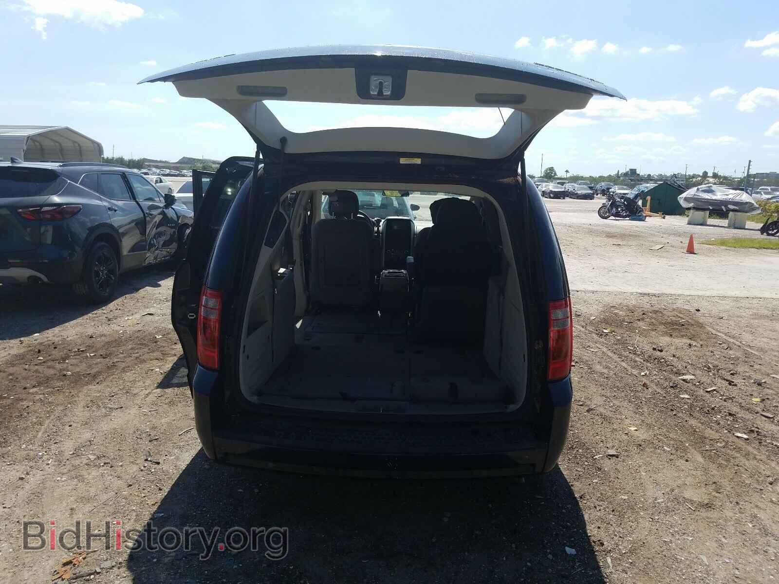 2010 DODGE CARAVAN - VIN: 2D4RN5D10AR223979 - Фото 9