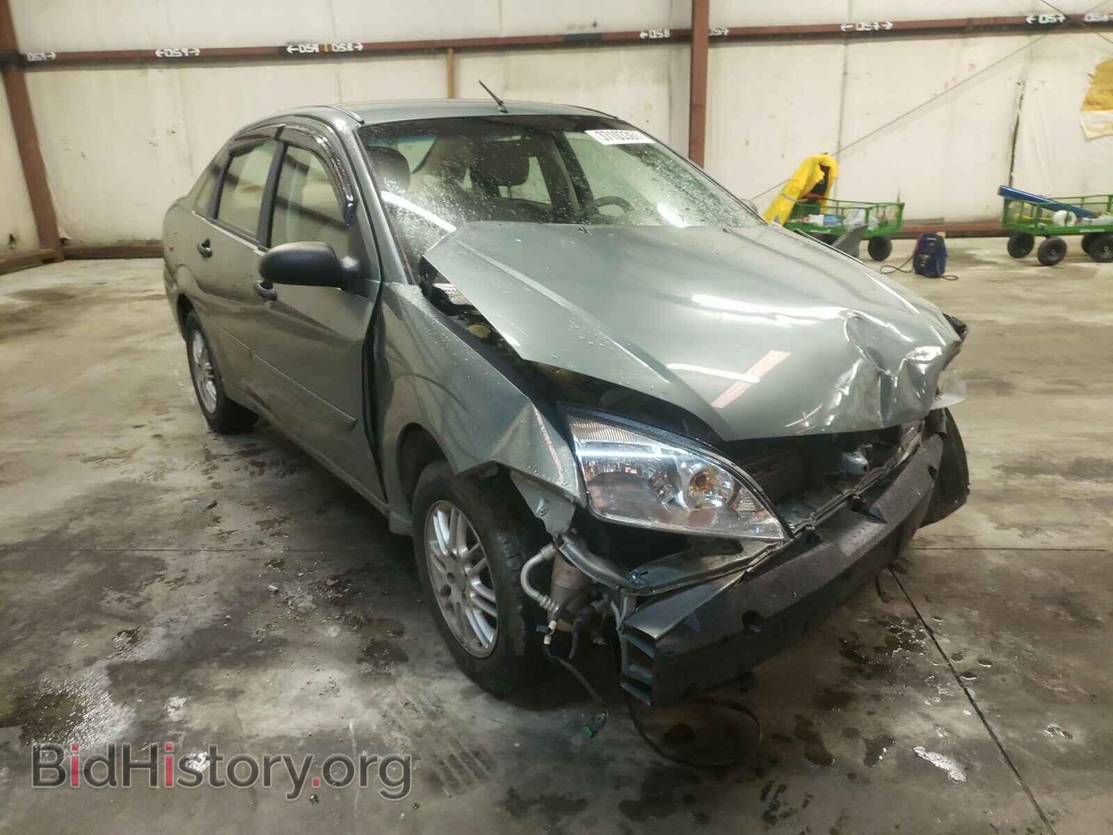 Photo 1FAHP34N06W244698 - FORD FOCUS 2006