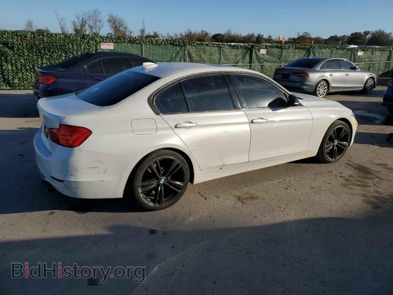 2013 BMW 1 SERIES - VIN: WBA3F9C54DF145422 - Фото 3