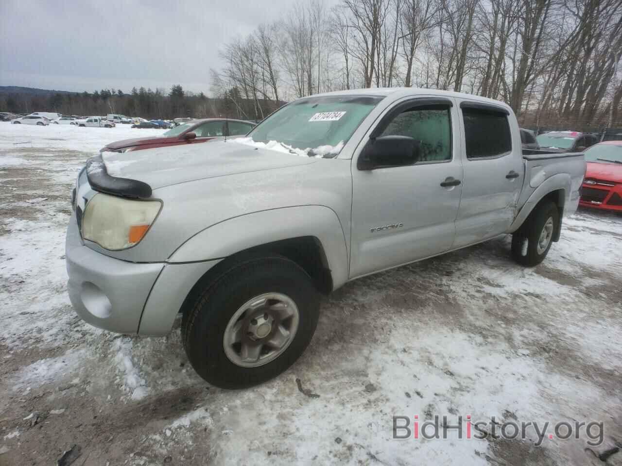 Photo 3TMLU4ENXBM068612 - TOYOTA TACOMA 2011