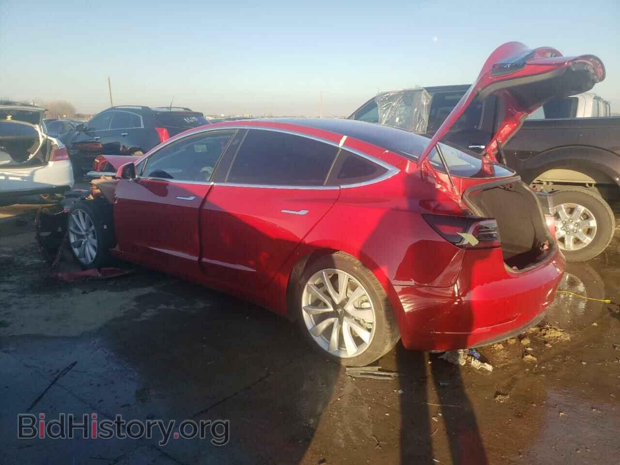 2018 TESLA MODEL 3 - VIN: 5YJ3E1EAXJF004601 - Фото 2
