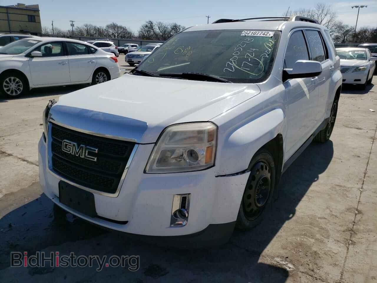 2011 GMC TERRAIN - VIN: 2CTFLUE55B6251205 - Фото 2