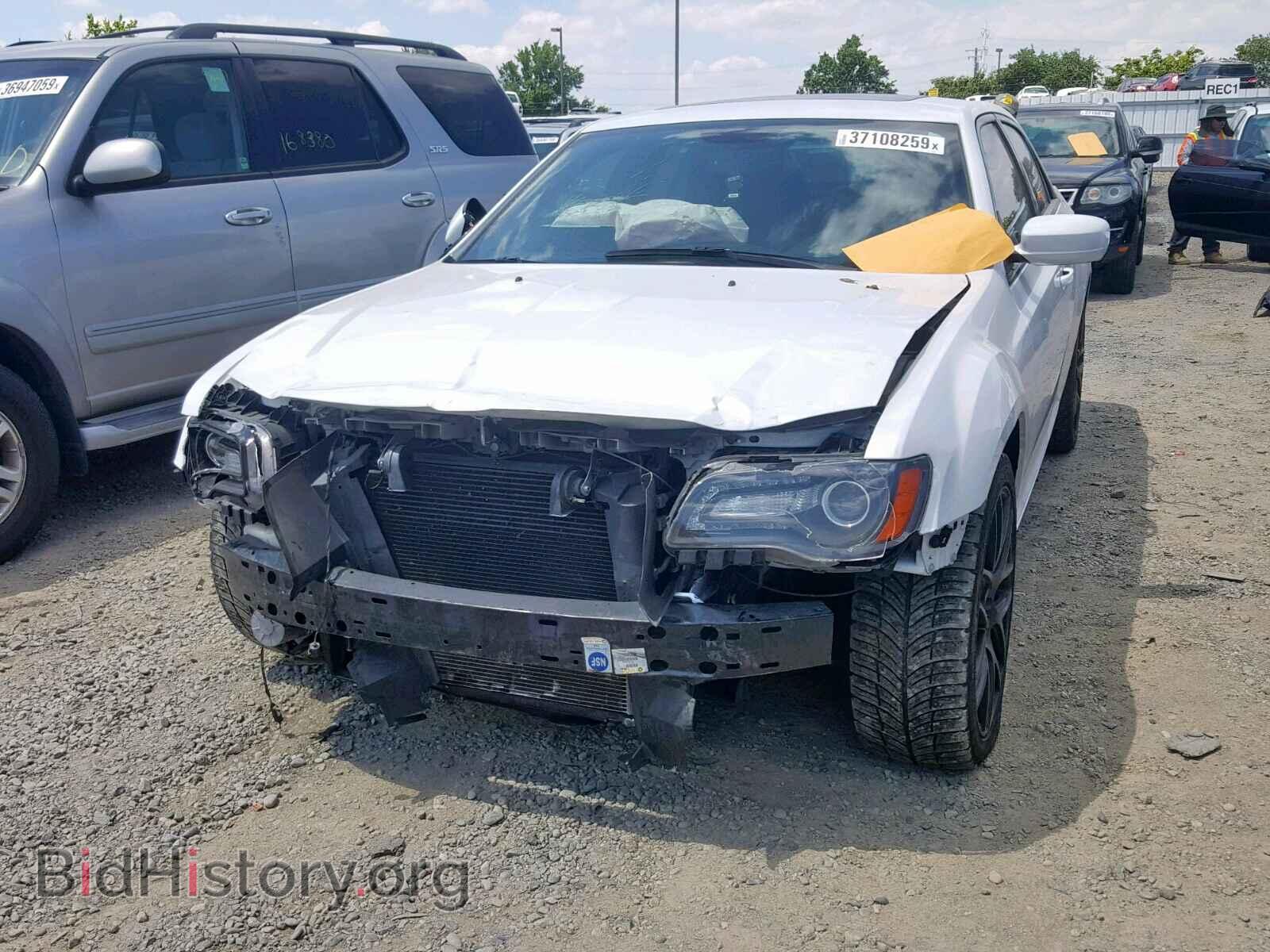 2014 CHRYSLER 300 - VIN: 2C3CCABG3EH383153 - Фото 2