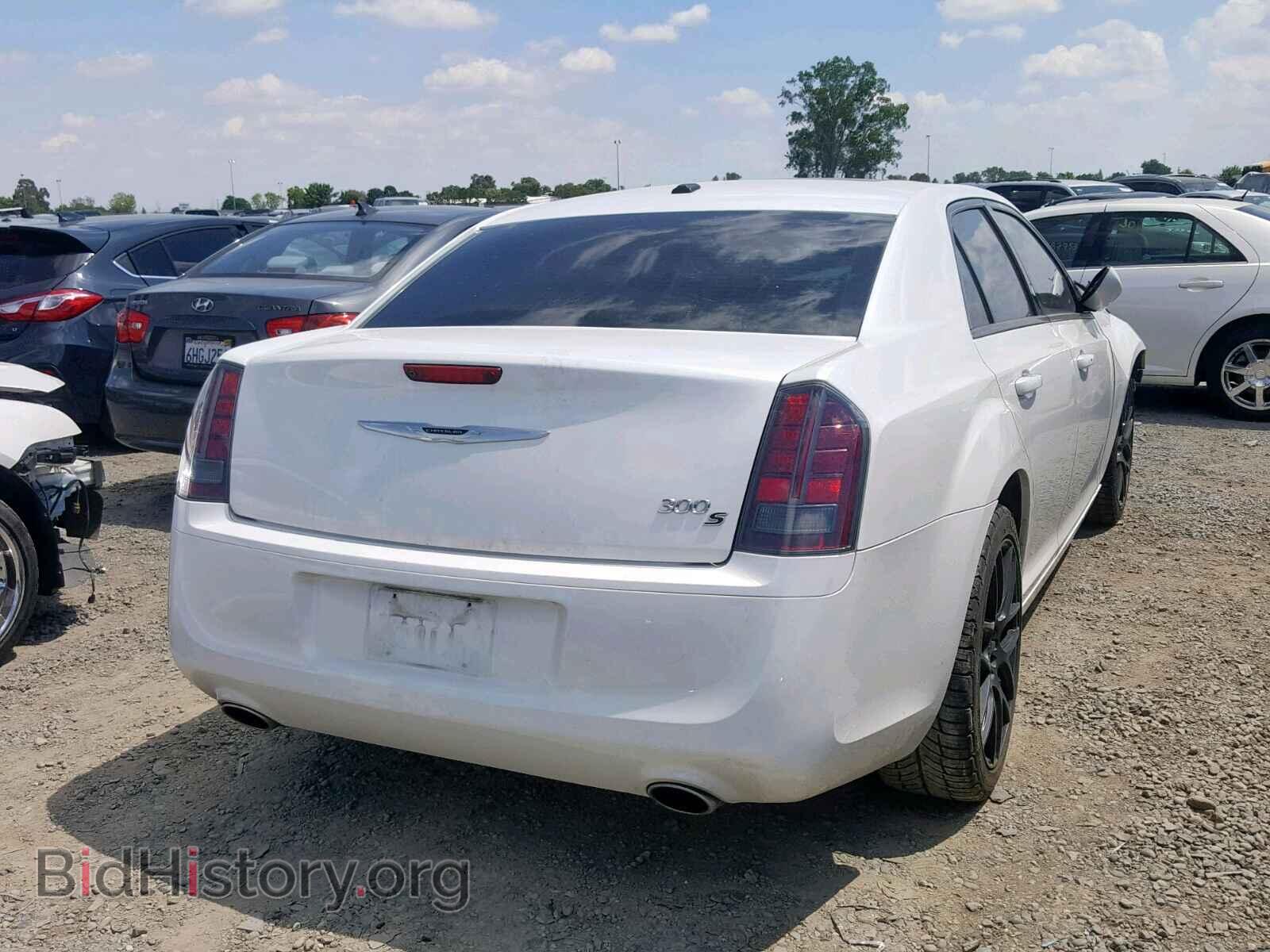 2014 CHRYSLER 300 - VIN: 2C3CCABG3EH383153 - Фото 4