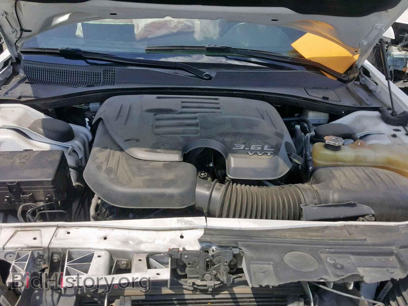 2014 CHRYSLER 300 - VIN: 2C3CCABG3EH383153 - Фото 7