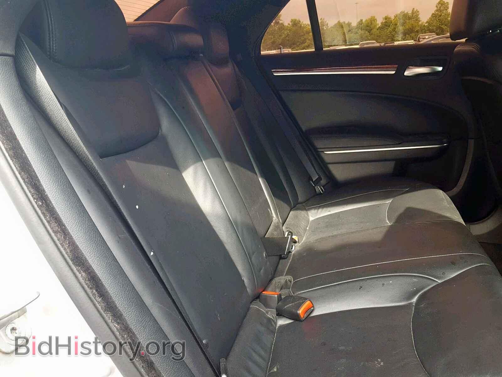 2012 CHRYSLER 300 - VIN: 2C3CCACG3CH126974 - Фото 6