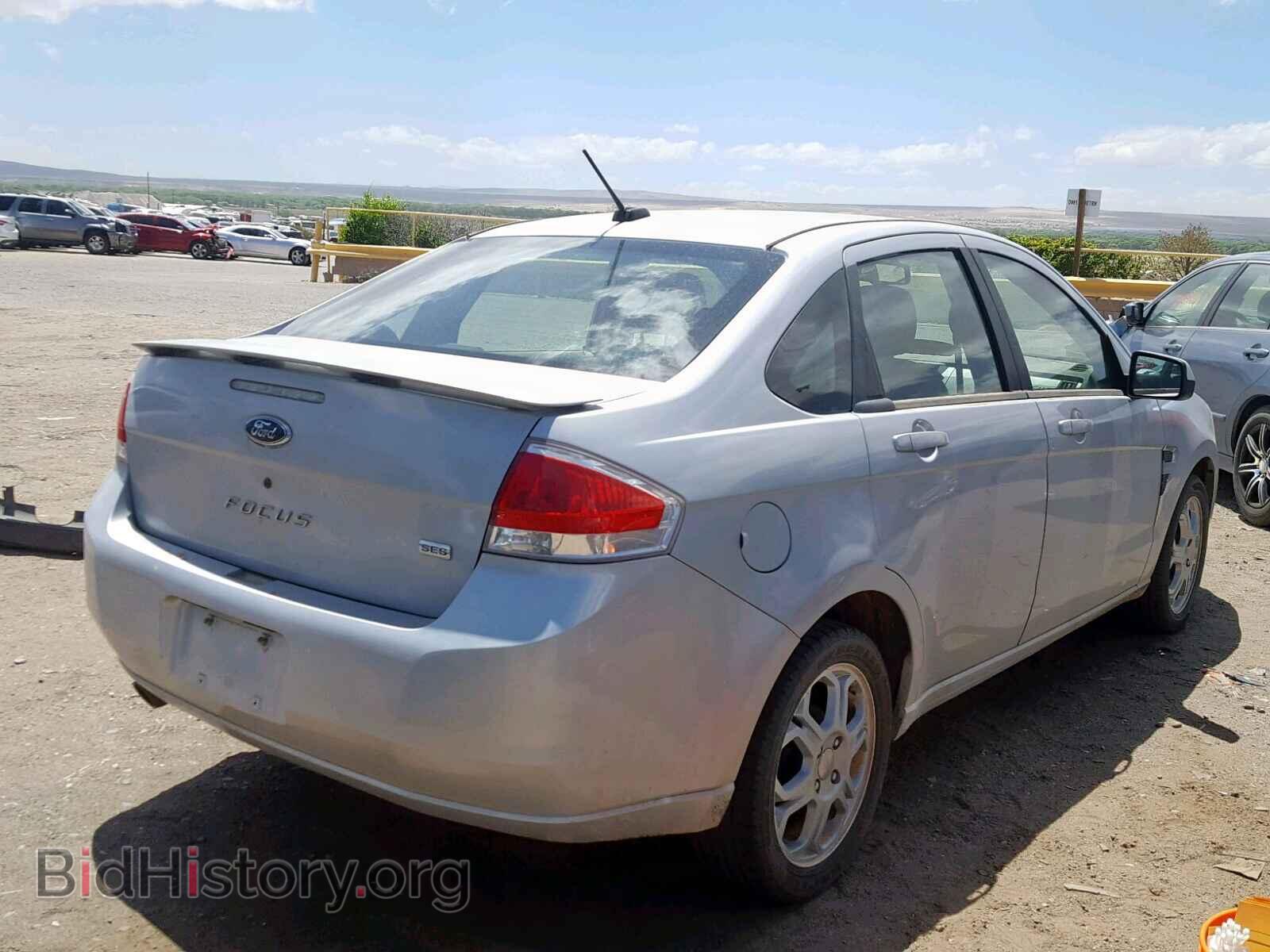 2008 FORD FOCUS SE - VIN: 1FAHP35N88W185899 - Фото 4