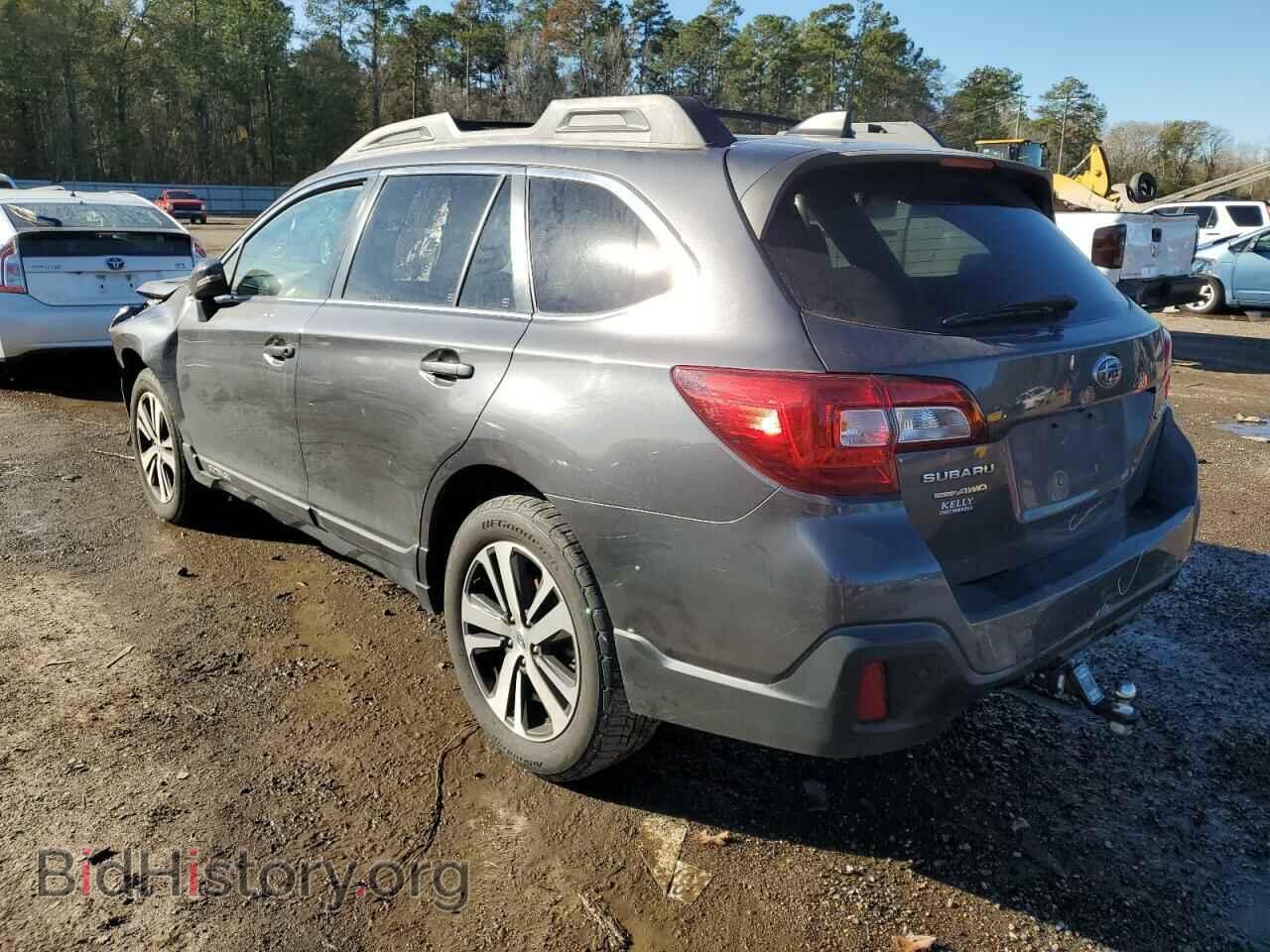 2018 SUBARU OUTBACK - VIN: 4S4BSANC9J3375148 - Фото 2