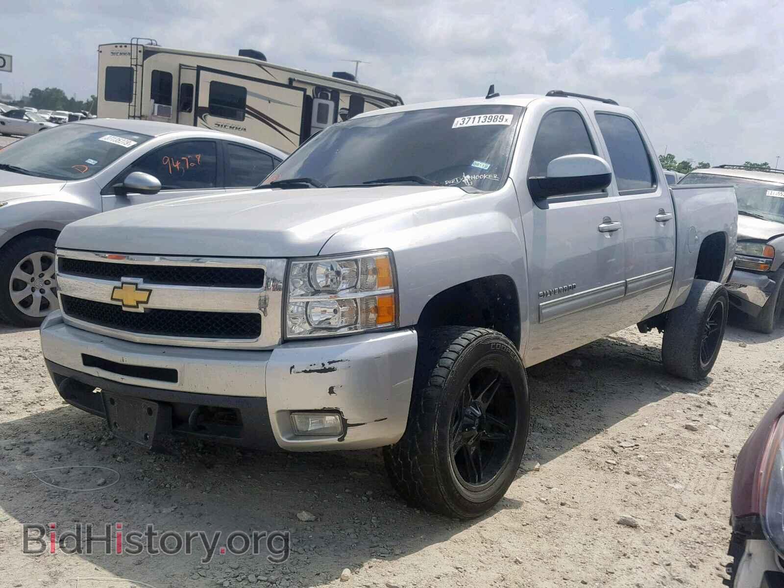 2011 CHEVROLET SILVERADO - VIN: 3GCPCTE00BG332079 - Фото 2