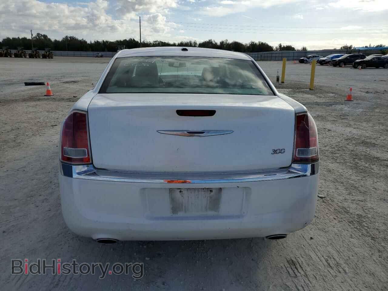 2011 CHRYSLER 300 - VIN: 2C3CA5CG0BH528253 - Фото 6