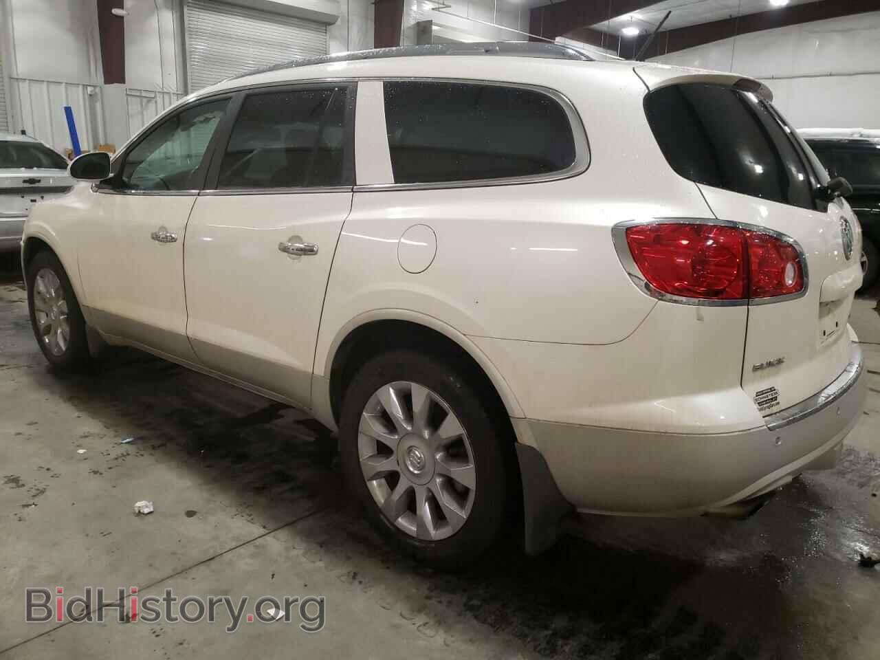 2011 BUICK ENCLAVE - VIN: 5GAKVCEDXBJ293251 - Фото 2