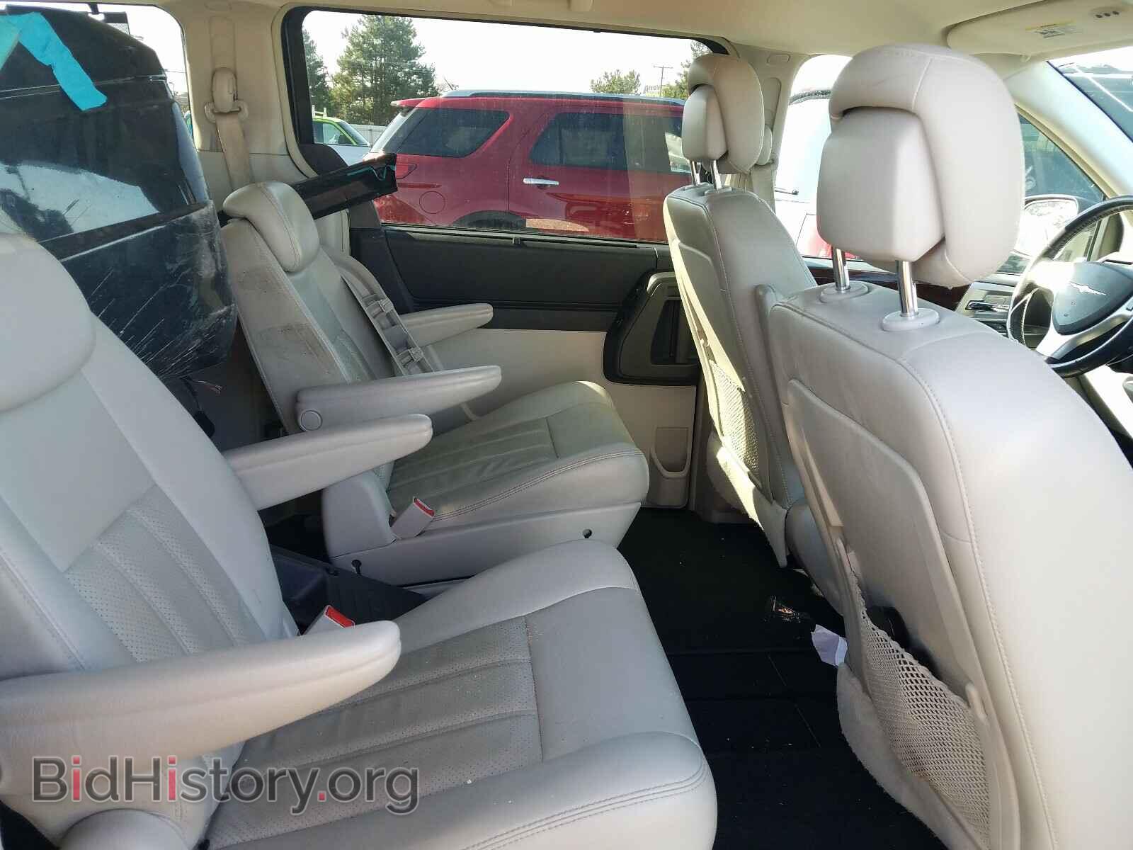2010 CHRYSLER MINIVAN - VIN: 2A4RR8D18AR428639 - Фото 6