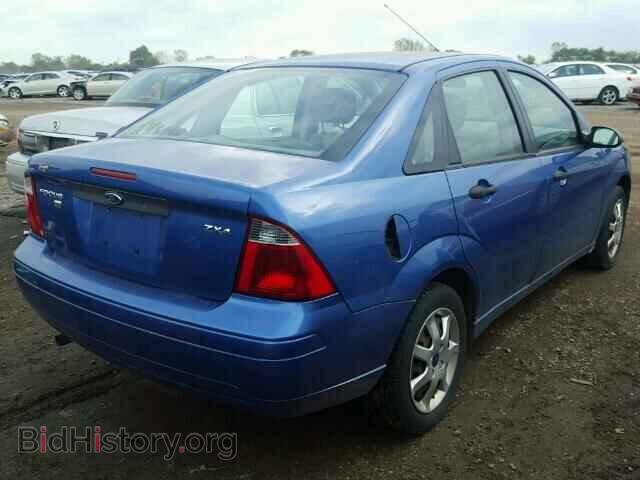 2005 FORD FOCUS - VIN: 1FAFP34N65W165879 - Фото 4