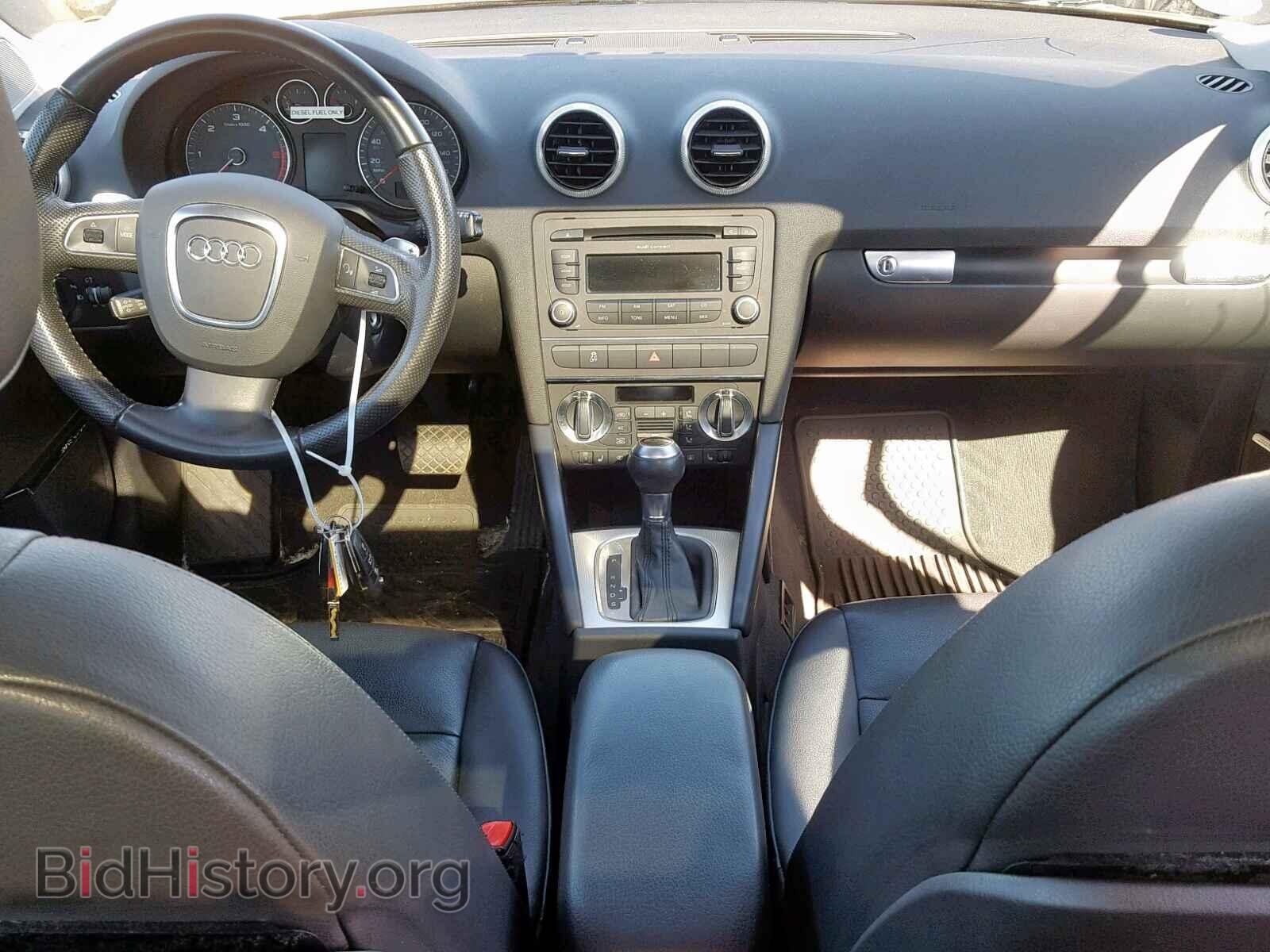 2012 AUDI A3 - VIN: WAUKJAFM7CA038004 - Фото 9