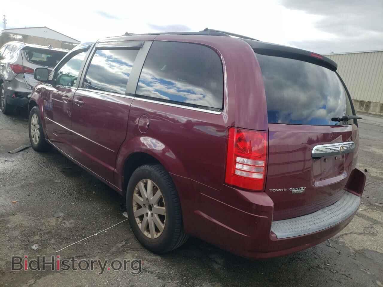 2008 CHRYSLER MINIVAN - VIN: 2A8HR54P88R730603 - Фото 2