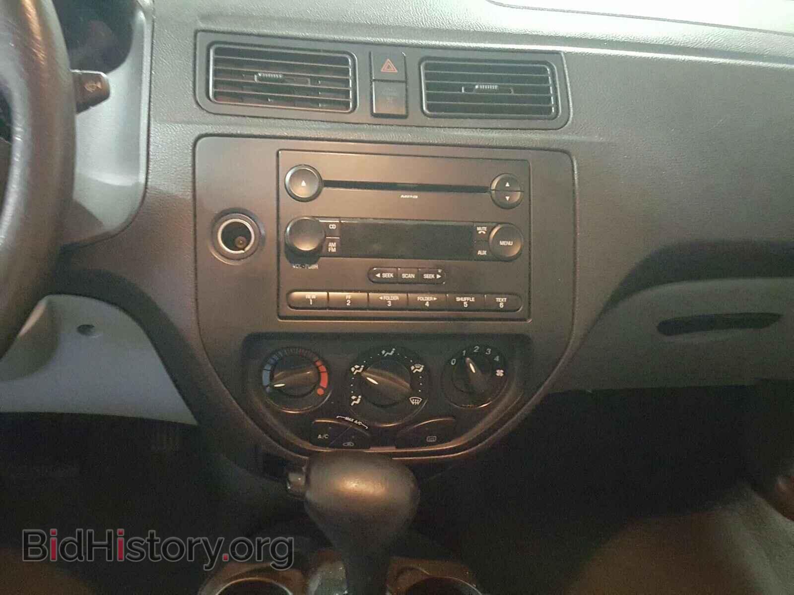 2007 FORD FOCUS - VIN: 1FAHP34N97W218991 - Photo 9