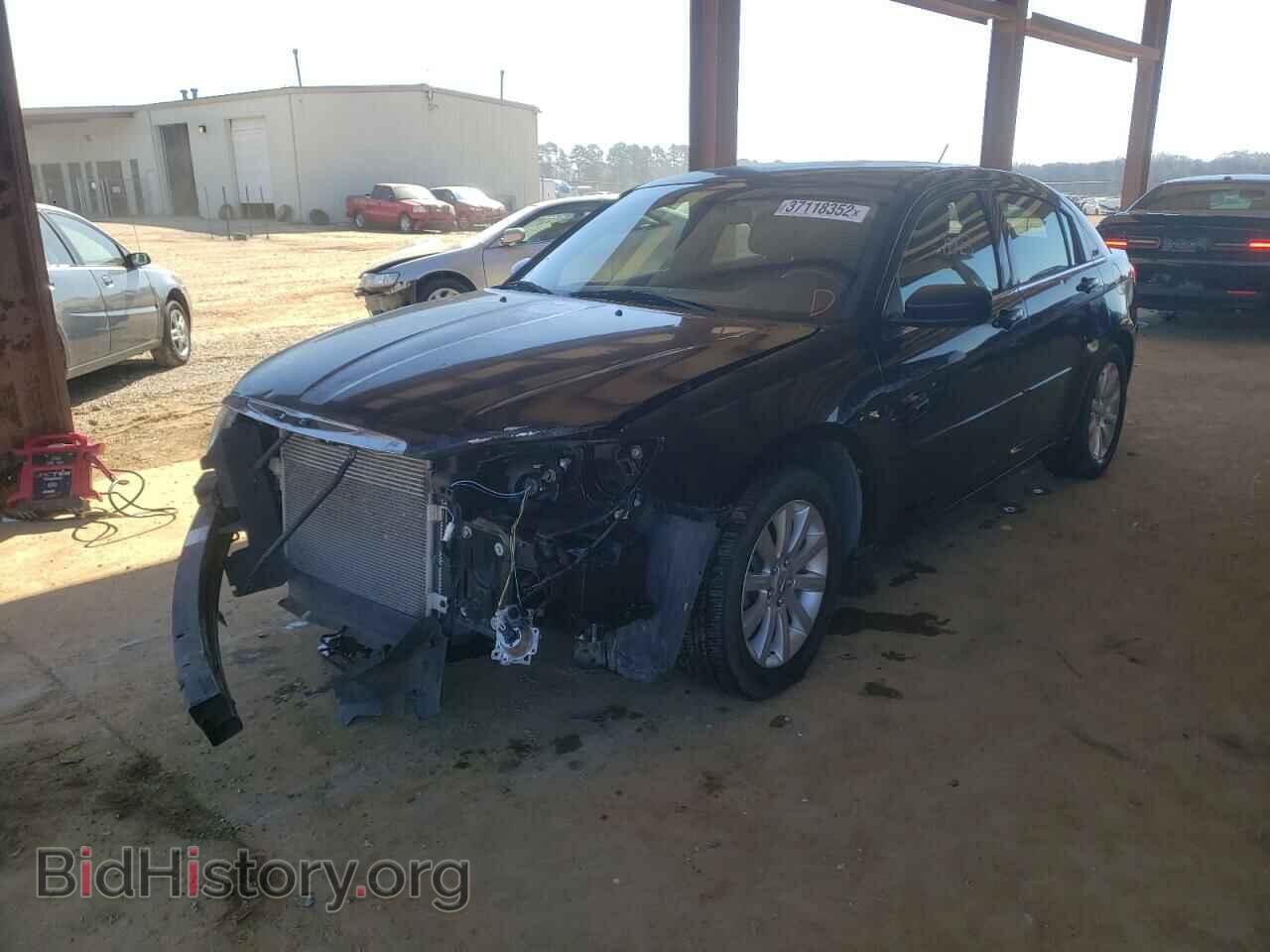 2013 CHRYSLER 200 - VIN: 1C3CCBBG9DN659976 - Фото 2