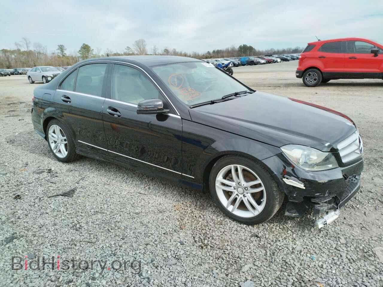 2013 MERCEDES-BENZ C-CLASS - VIN: WDDGF4HB2DR242564 - Фото 4
