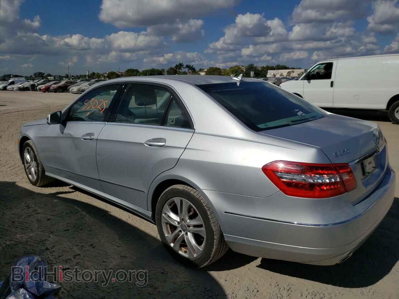 2010 MERCEDES-BENZ E-CLASS - VIN: WDDHF5GB9AA159476 - Фото 2