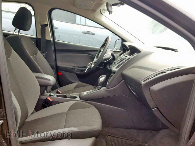 2012 Ford FOCUS SE (VIN 1FAHP3K22CL283461) — photo 5 of 10